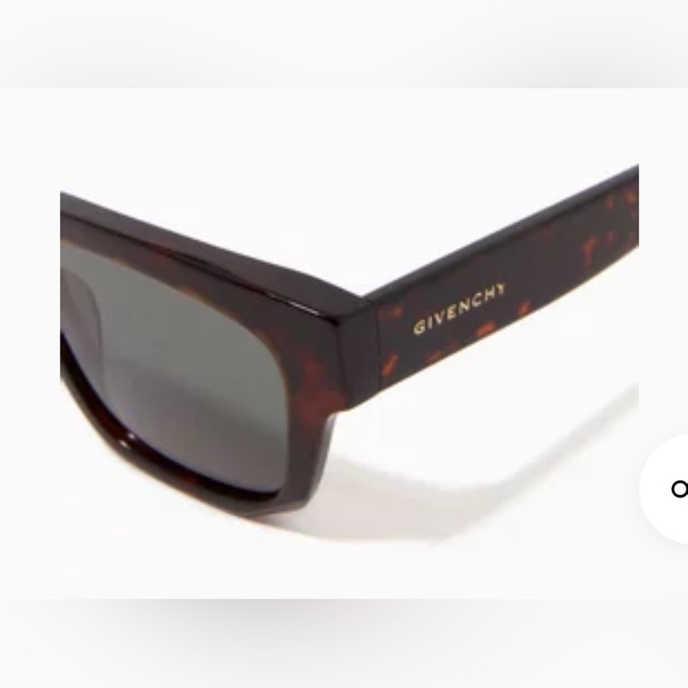 Fabulous Givenchy Sunglasses in Tortoiseshell w/case - Excellent condition